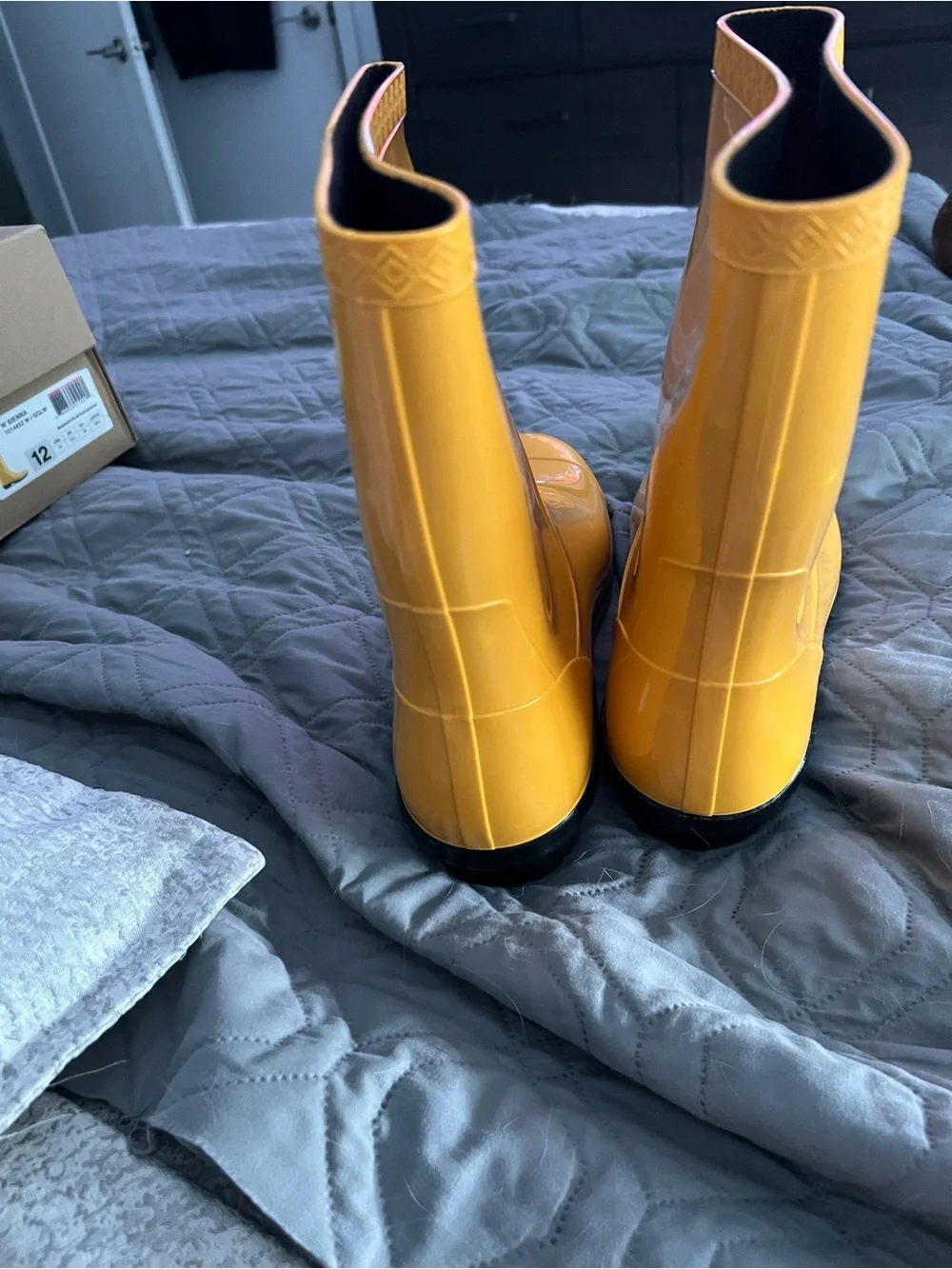 UGG bright yellow